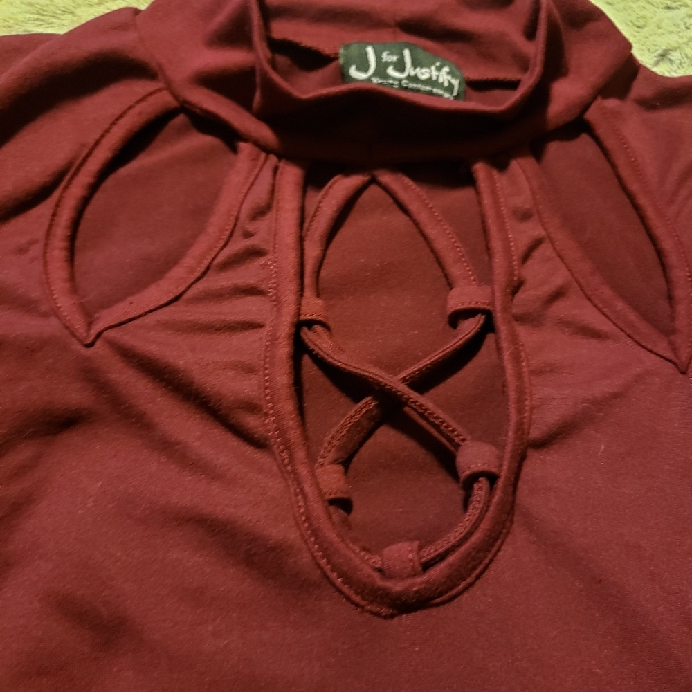 Mock neck detailed chest top